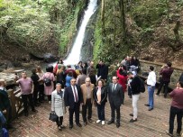 KONURALP - Darülaceze Heyeti Düzce'de Motivasyon Gezesi Yaptı