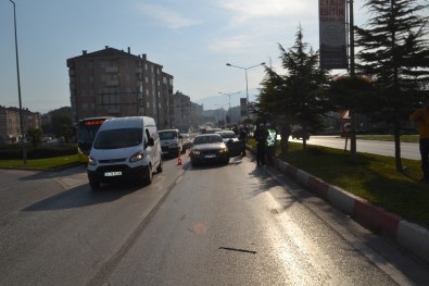 İnegöl'de Zincirleme Trafik Kazasında 8 Araç Birbirine Girdi