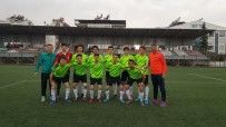 İBRAHİM ASLAN - Salihli Belediyespor Futbolda Yeni Yıldızlar Yetiştiriyor