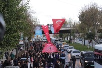 SAKIP SABANCI - 300 Metrelik Türk Bayrağıyla Dolmabahçe'ye Yürüdüler