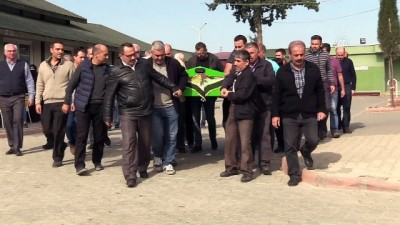 Adana'da Cenazelerde Yaşanan Karışıklık