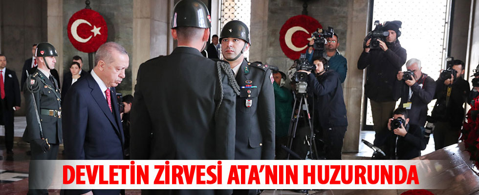 Cumhurbaşkanı Erdoğan, Anıtkabir Özel Defteri'ni imzaladı