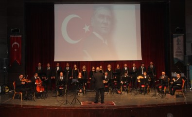 Elazığ'da Atatürk'ün Sevdiği Eserler Seslendirildi