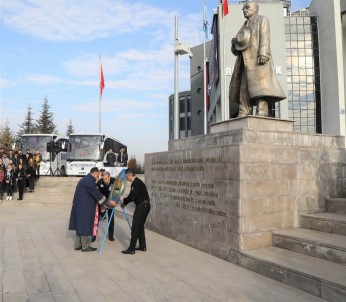 ERÜ'de Atatürk'ü Anma Töreni Düzenlendi