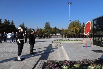 Gazi Mustafa Kemal Atatürk Erzincan'da Anıldı