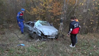 Kütahya'da Otomobil Şarampole Devrildi Açıklaması 4 Yaralı
