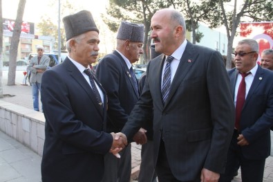 Kuyucak'ta Atatürk'ü Anma Töreni