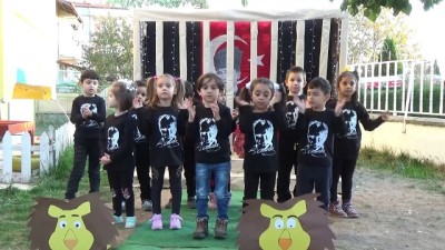 Minikler, Atatürk'ü 'Anıtkabir Maketi'yle Andı