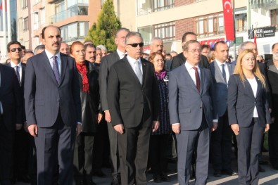 Vali'den İstiklal Marşı'nın Gecikmesine Tepki