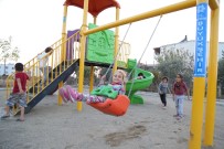 Kadıköy'de Çocuklar Büyükşehirle Mutlu
