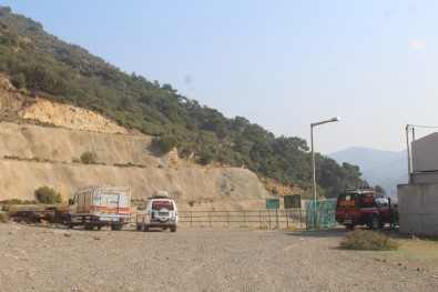 Ayvalık'ta Düştüğü İddia Edilen Uçağı Arama Çalışmaları Sürüyor