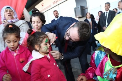 Başakşehir'de Geleneksel 'Balık Festivali'nde 20 Bin Kişiye Balık İkram Edildi