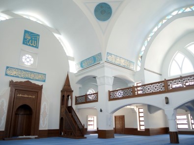 Büyükçekmece'nin Yeni Camileri Fark Oluşturuyor