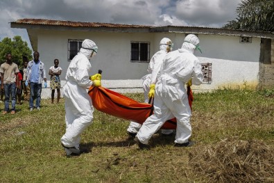 Ebola Bilançosu Ağırlaşıyor Açıklaması 3 Ayda 200 Ölü