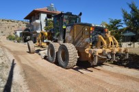 KÜÇÜKKÖY - Korkuteli Küçükköy'de Asfalt Hazırlığı