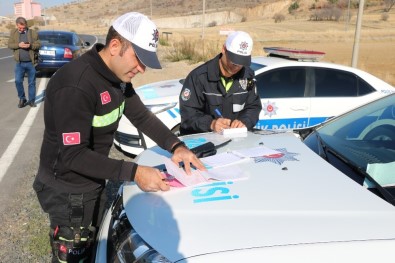 Yozgat'ta Drift Yapan 5 Sürücüye 25 Bin 50 Lira Ceza Kesildi
