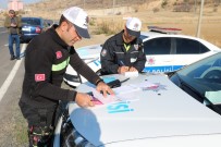 İBRAHIM ERDOĞAN - Yozgat'ta Drift Yapan 5 Sürücüye 25 Bin 50 Lira Ceza Kesildi
