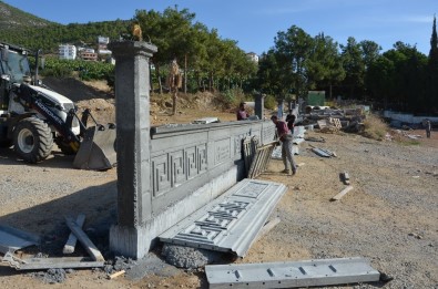 Alanya'da Mezarlıklara 5 Milyonluk Yatırım