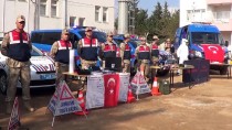 ASKERİ KIYAFET - Engelli Öğrenciler Jandarma Komutanlığını Ziyaret Etti