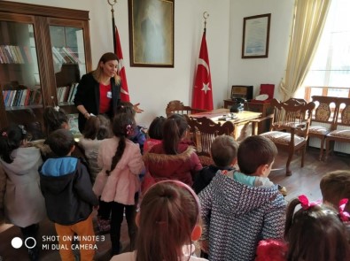 Mercan Çocuk Üniversitesi Öğrencileri Atatürk'ün Evi'nde