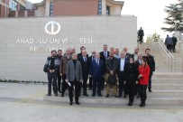 İLETİŞİM FAKÜLTESİ - Rektör Çomaklı Basın Mensuplarıyla Buluştu