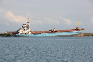 Samsun Limanı'nda Bekletilen Gemi Aliağa'ya Gönderilecek