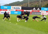 NEVZAT DEMİR - Beşiktaş, 10 Eksikle Çalıştı