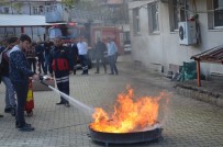 İTFAİYE MÜDÜRÜ - Emniyet Personeline 'Yangına Müdahale' Eğitimi