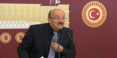CHP'li Bekaroğlu'ndan Partilisi Aygün'e Sert Eleştiri