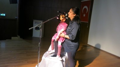 Çocukların Sevgilisi Gülücük, Bağcılar'da Öğrencilerle Buluştu