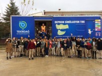 ENDÜSTRI MESLEK LISESI - Düzce Depreminin Yıl Dönümünde Öğrencilere Deprem Anlatıldı