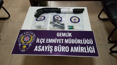 Gemlik Polisinden Silah Ve Uyuşturucu Operasyonu