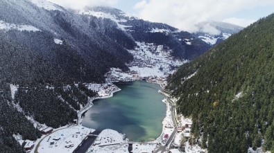 Uzungöl'deki Beyaz Örtü Havadan Böyle Görüntülendi