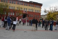 BADMINTON - Vali Atik'ten Eğitim Kurumlarına Ziyaret