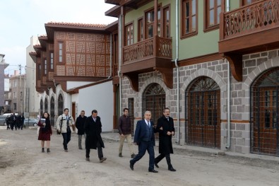 AK Partili Milletvekilleri Hamamarkası'nda