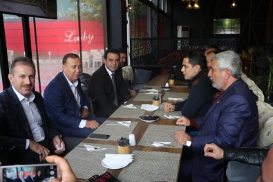 AK Partili Ören'den Değerlendirme Toplantısı