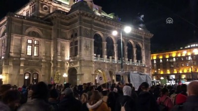 Avusturya'da Aşırı Sağcı Hükümet Karşıtı Gösteri