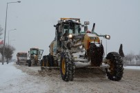 Büyükşehir Kar Ve Buzlanmaya Karşı 24 Saat Görev Başında