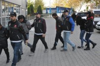 Denizli'de Uyuşturucu Operasyonu Açıklaması 1'İ Kadın 4 Kişi Tutuklandı