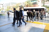 KAYIP KAÇAK BEDELİ - Elektrik Sayaçlarına Müdahale Edip Kamuyu 26 Milyon TL Zarara Uğratan Çete Üyeleri Adliyede