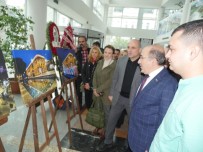 ORTAHISAR - Genç Fotoğraf Sanatçısı Trabzon'u Sergiledi