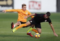 METİN OKTAY - Sinan Gümüş Antrenmanda Sakatlandı