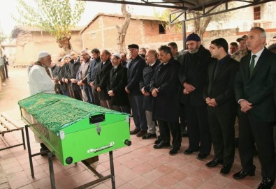 Vali Kaymak, Amasya'da Cenazeye Katıldı