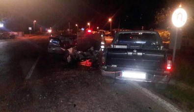 Erdek'te İki Araç Çarpıştı Açıklaması 2 Yaralı
