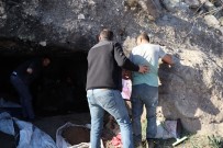 KAÇAK KAZI - Kaya Mezarı Kazarken Yakalandı, Savunması Şaşırttı