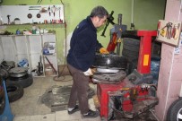 KIŞ LASTİĞİ - Lastikçilerde 'Kış Lastiği' Yoğunluğu