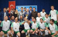 AHMET BULUT - Nilüfer Belediyesi Çalışanları Futbol Turnuvasında Ter Döktü