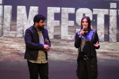 Oyuncak Bebek Kısa Filmi Ödüle Doymuyor