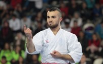 İBRAHIM ÇELIK - Şampiyon Karateciler Madalyalarını Aldı