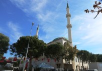 MAHALLE MUHTARLIĞI - Yapımına 16 Yıl Önce Başlanan Mimar Sinan Camisi İbadete Açıldı